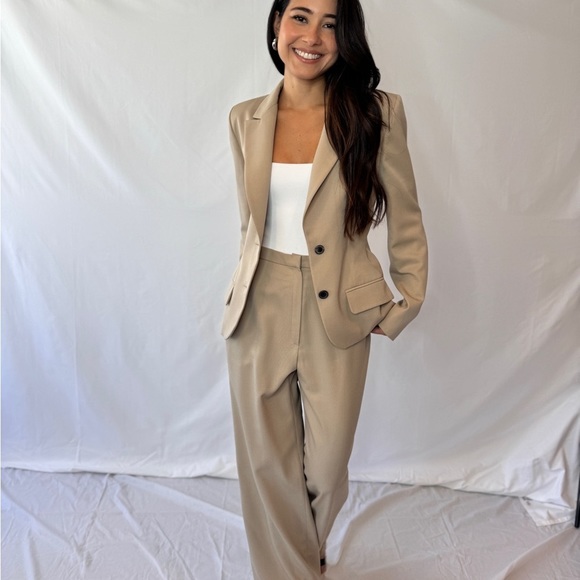 GIVENCHY COUTURE TWO PIECE SUIT - Picture 1 of 12